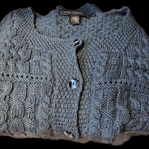 Inis Crafts Wool 100% Merino wool - Cable knit sweater EUC - Picture 2 of 5